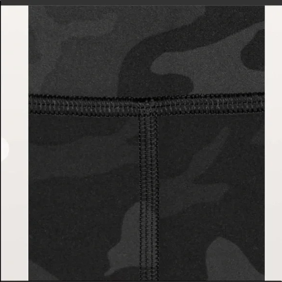 Lululemon Align camo crop legging size 2 NWT
